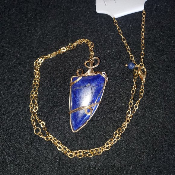 GORGEOUS Royal Blue Lapis Lazuli Stone wrapped in 14KT Gold (filled) wire - Picture 6 of 7